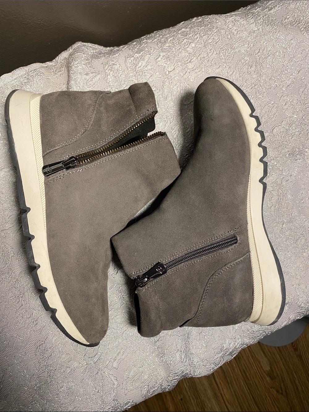 Easy Spirit Gray Suede Zip Ankle Boots